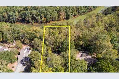 7315 Chattahoochee Bluff Drive, Atlanta, GA 30350 - Photo 3