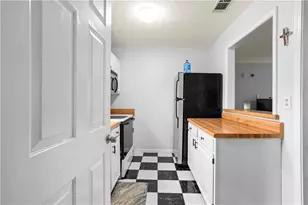 3949 Woodridge Way, Tucker, GA 30084 - Photo 9