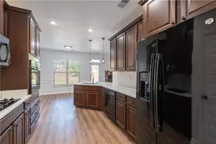 8051 Stillmist Dr, Fairburn, GA 30213 - Photo 11