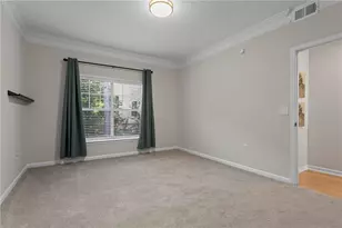 2700 Pine Tree Road NE, Atlanta, GA 30324 - Photo 9