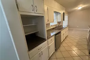 727 S Carter Dr, Jonesboro, GA 30236 - Photo 7