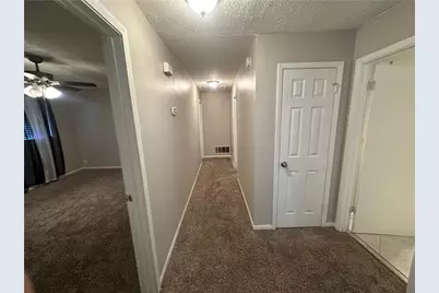 727 S Carter Drive, Jonesboro, GA 30236 - Photo 11