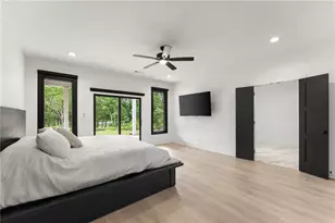 151 South Pointe Dr, Hartwell, GA 30643 - Photo 11