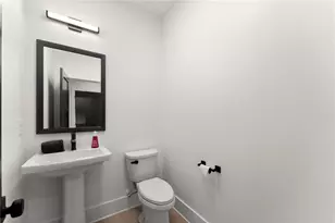 151 South Pointe Dr, Hartwell, GA 30643 - Photo 9