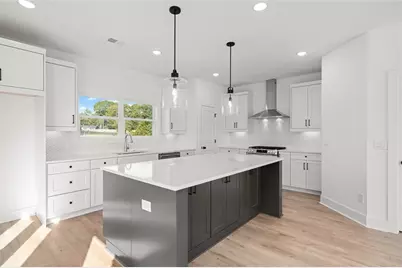 371 Kings Landing, Hapeville, GA 30354 - Photo 3