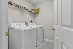 698 Deer Lake Trail, Stone Mountain, GA 30087 - Photo 35