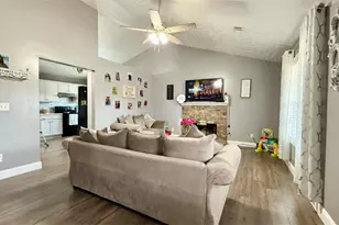 110 Waterloo Dr, Mount Airy, GA 30563 - Photo 3