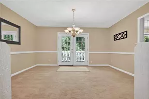 220 Hollyberry Dr, Roswell, GA 30076 - Photo 15