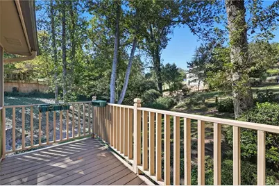 943 Parkhill Place, Gainesville, GA 30501 - Photo 13