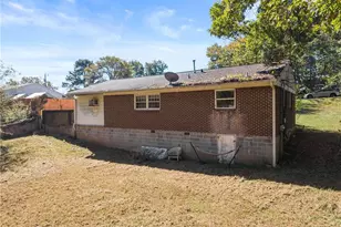 2915 Mustang Dr, Gainesville, GA 30507 - Photo 11