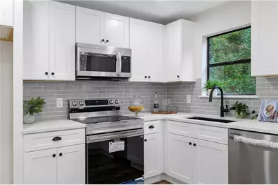 106 Pioneer Drive, Woodstock, GA 30188 - Photo 11