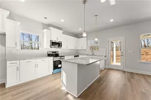 606 Walnut Crk Pkwy, Pendergrass, GA 30567 - Photo 13