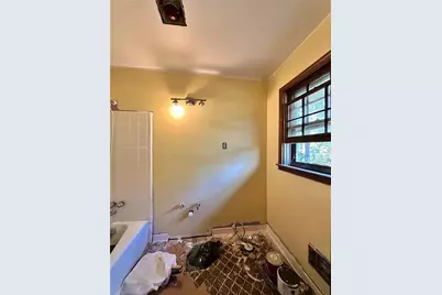 648 Bralorne Drive, Stone Mountain, GA 30087 - Photo 41