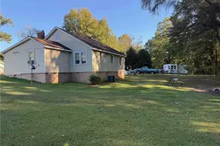 116 Young St, Buchanan, GA 30113 - Photo 5