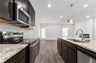 8365 Columbia Ct, Palmetto, GA 30268 - Photo 7
