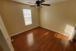 5450 Twin Lakes Dr, Atlanta, GA 30349 - Photo 21