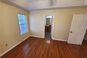 5450 Twin Lakes Dr, Atlanta, GA 30349 - Photo 11