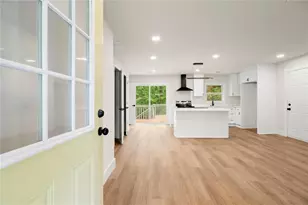 844 San Miguel Dr, Stone Mountain, GA 30083 - Photo 3