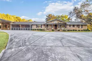 5888 Old Stone Mountain Rd, Stone Mountain, GA 30087 - Photo 5