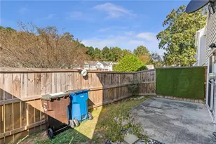 2741 Ashleigh Ln, Alpharetta, GA 30004 - Photo 19