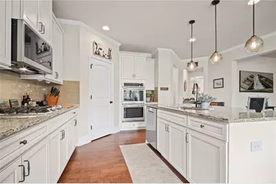 2955 Pleasant Valley Trail, Cumming, GA 30028 - Photo 17