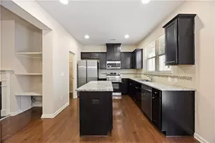 2296 Thackery Rd, Snellville, GA 30078 - Photo 9