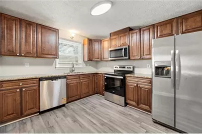 271 Summer Pond Trail, Lawrenceville, GA 30046 - Photo 5