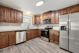 271 Summer Pond Trail, Lawrenceville, GA 30046 - Photo 5