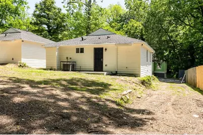 450 Paines Avenue NW, Atlanta, GA 30318 - Photo 17