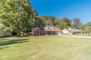 309 Magnolia Ln, Monroe, GA 30655 - Photo 3