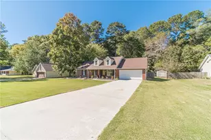 309 Magnolia Ln, Monroe, GA 30655 - Photo 5