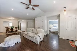 1836 S Garden Ct NE, Brookhaven, GA 30319 - Photo 7