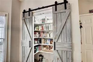 1605 Cheshire Ct, Lawrenceville, GA 30043 - Photo 17