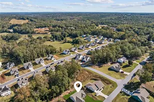 224 Katie Ln, Commerce, GA 30529 - Photo 5