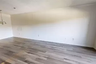 300 Johnson Ferry Road NE, Atlanta, GA 30328 - Photo 11