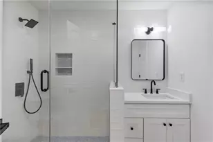 200 Morgan Farm Dr, Atlanta, GA 30342 - Photo 49