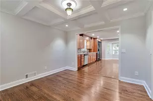 220 Wind Shadow Ct, Roswell, GA 30075 - Photo 5