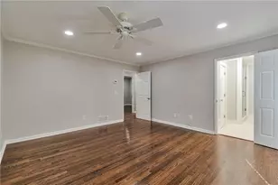 220 Wind Shadow Ct, Roswell, GA 30075 - Photo 13