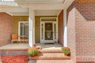 45 Carolyn Ct, Social Circle, GA 30025 - Photo 5