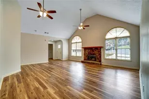 664 Stampmill Ct, Lawrenceville, GA 30043 - Photo 9