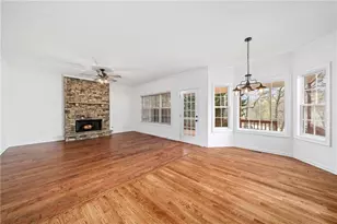 2638 Democracy Dr, Buford, GA 30519 - Photo 15