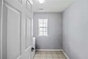 1218 Lanier Springs Dr, Buford, GA 30518 - Photo 37