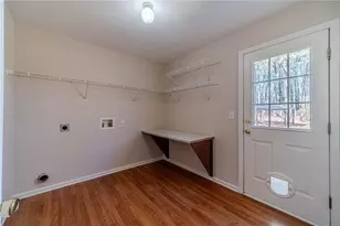 962 Cove Lake Ct, Lawrenceville, GA 30045 - Photo 11