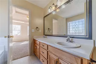 962 Cove Lake Ct, Lawrenceville, GA 30045 - Photo 19