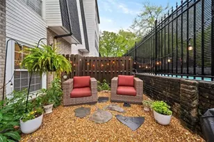 5105 Chemin De Vie, Atlanta, GA 30342 - Photo 7