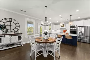 7123 Lake Edge Dr, Flowery Branch, GA 30542 - Photo 7