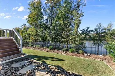 7123 Lake Edge Drive, Flowery Branch, GA 30542 - Photo 5