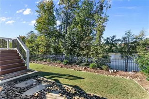 7123 Lake Edge Dr, Flowery Branch, GA 30542 - Photo 5