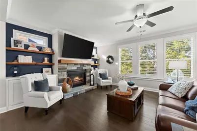 7123 Lake Edge Drive, Flowery Branch, GA 30542 - Photo 9