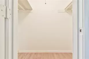 246 Greenwood Dr NW, Lilburn, GA 30047 - Photo 25